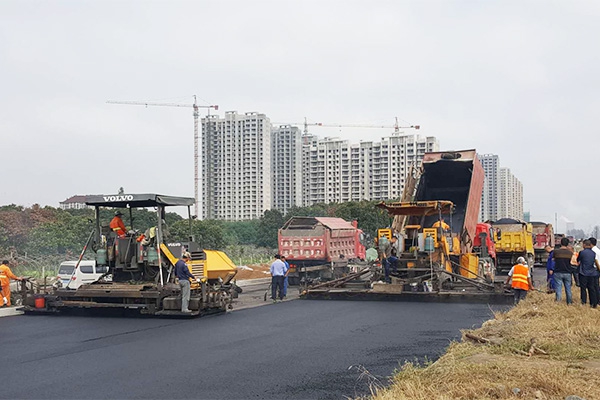 沥青道路施工