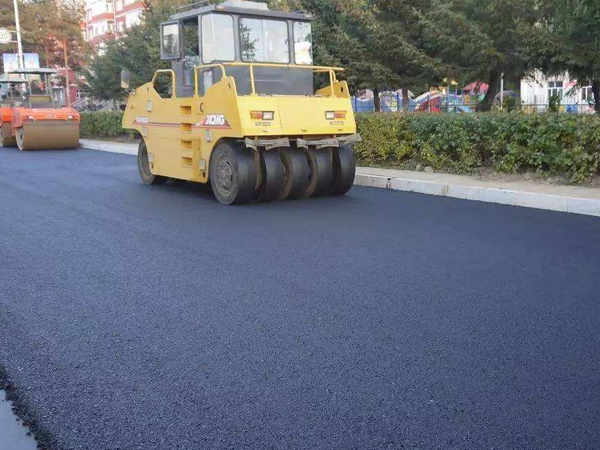 道路沥青路面施工铺设注意的五大注意事项